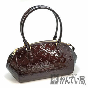 LOUIS VUITTON Sherwood Monogram Vernis Amarante Purple Handbag